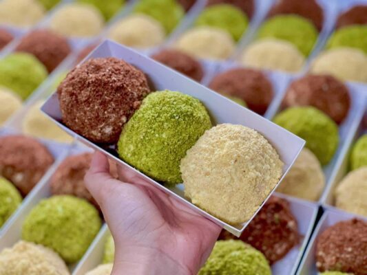 Bánh custard nhân kem Emart