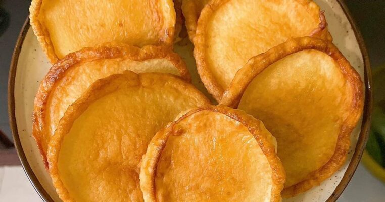 Cách làm bánh bột mì chiên với những nguyên liệu cực đơn giản Cách làm bánh bột mì chiên với những nguyên liệu cực đơn giản