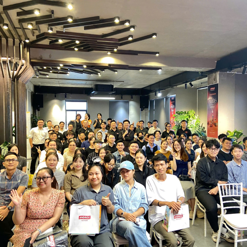 Tổ chức nhiều Workshop cùng nhãn hàng